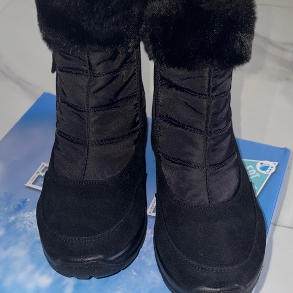 easy street Shoes - Easy Dry by Easy Street Women’s Ankle Boots with Faux Fur Size 7M